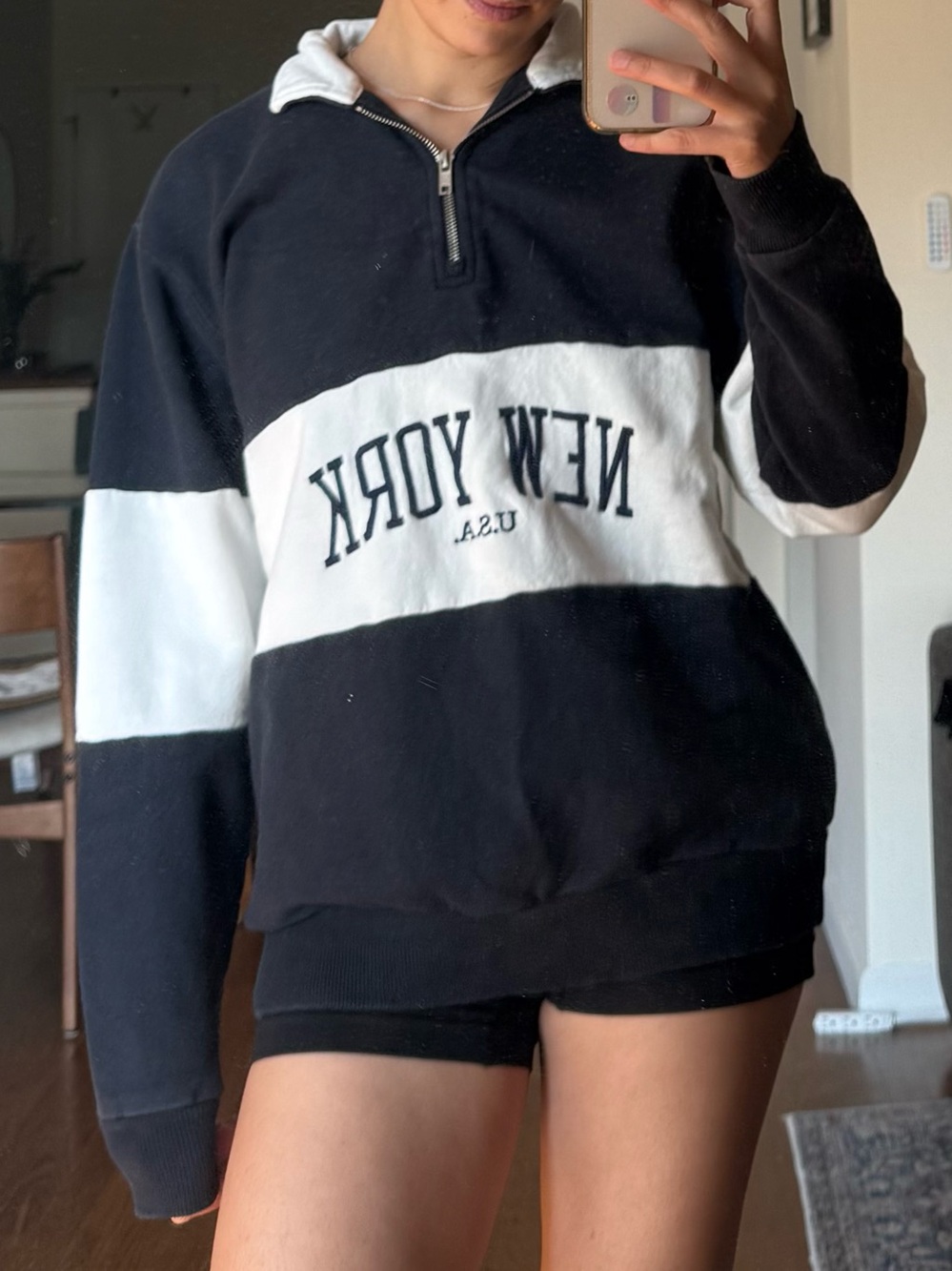 Brandy Melville New York Sweatshirt